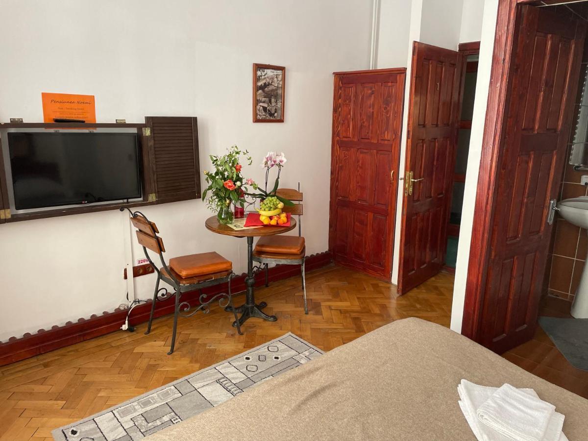 Pensiunea Noemi Brasov Bagian luar foto